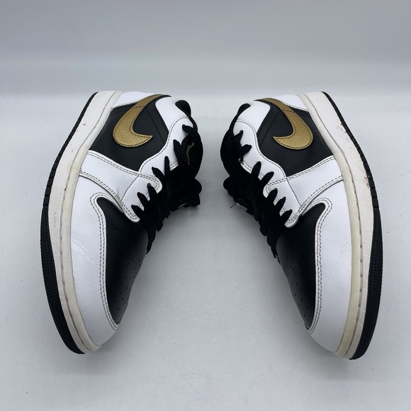 Nike Air Jordan 1 Low 553558-172 Men\'s Size 9 Shoes \